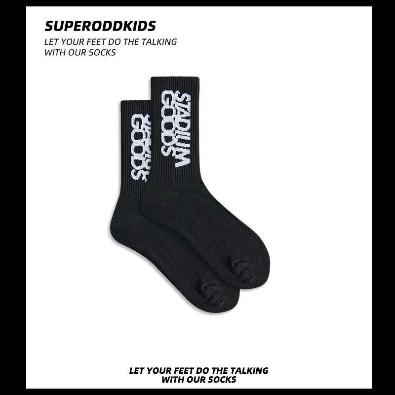 Vertical Letter Print  Crew Socks Unisex Fashion Streetwear Mid Calf Socks