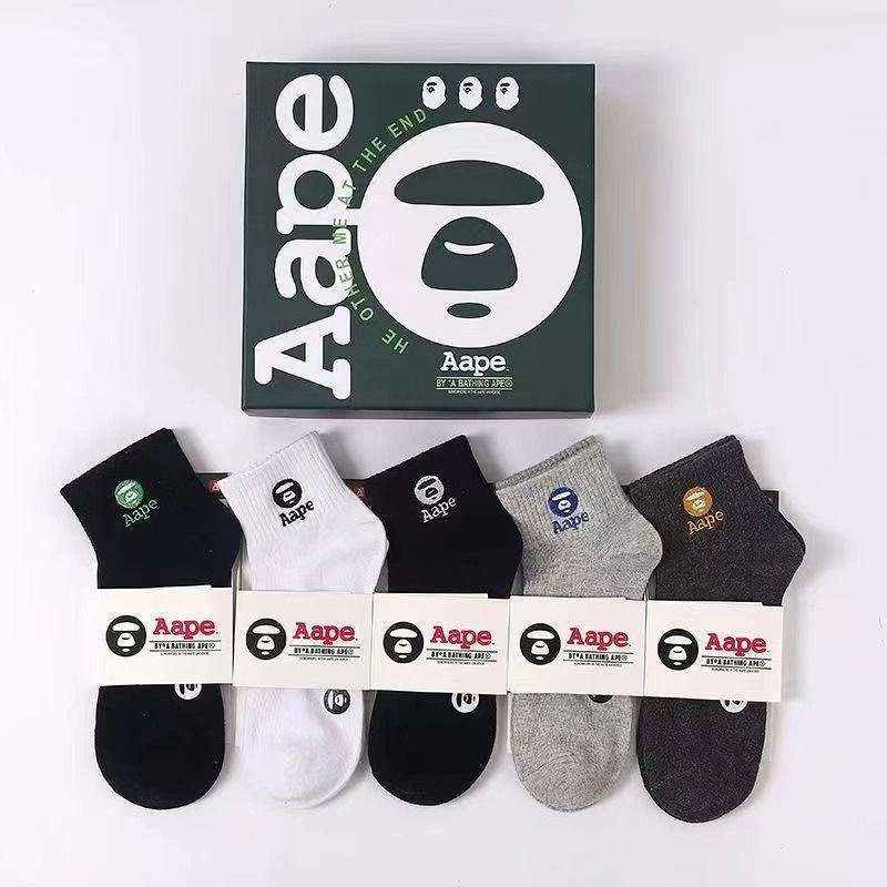 5 Pairs Multi‑Color Logo Embroidery Mid Crew Socks Daily Casual Socks Gift Box