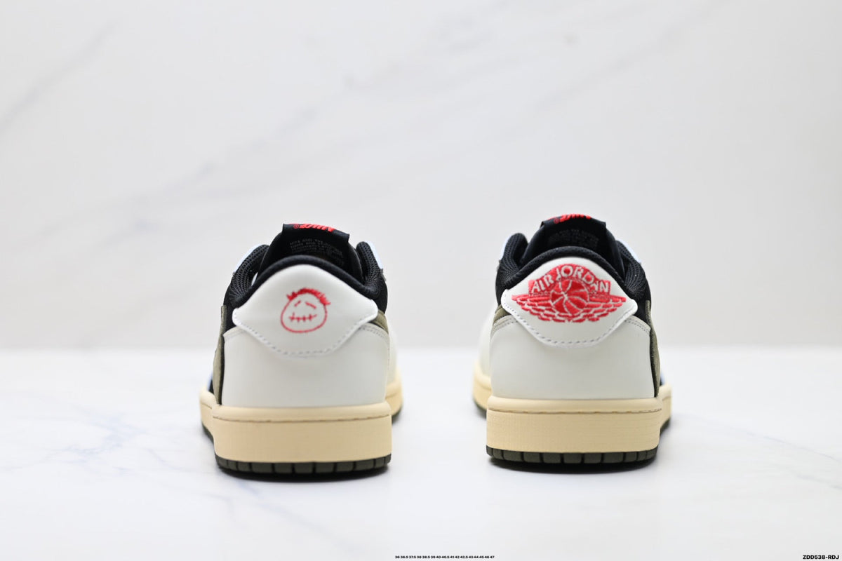 Nike Low-Top Sneakers Black White Red Unisex Style 42